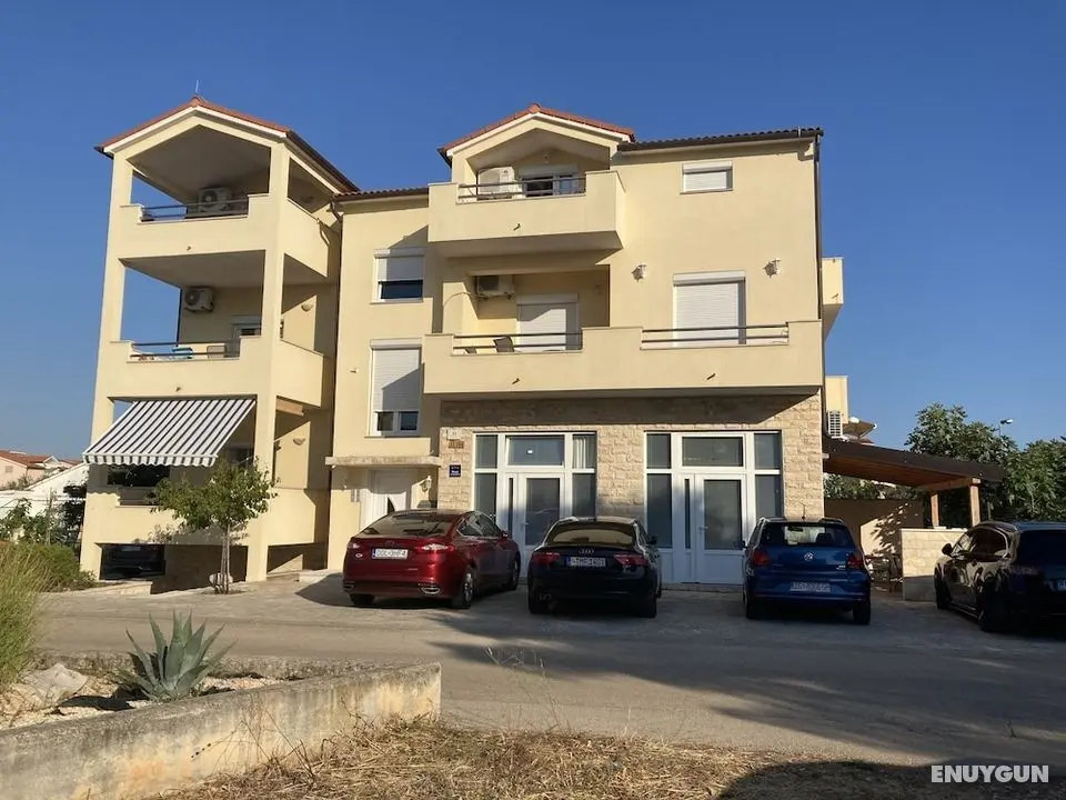 Remarkable 1-bed Apartment in Vodice Croatia - Öne Çıkan Resim