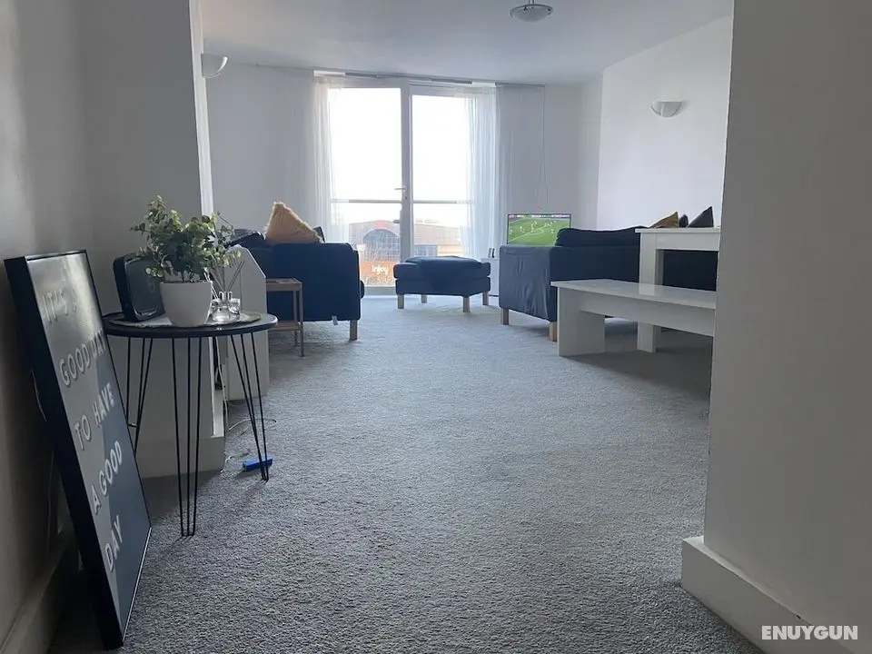 Remarkable 2 Bed Marina Apartment in Southampton - Öne Çıkan Resim