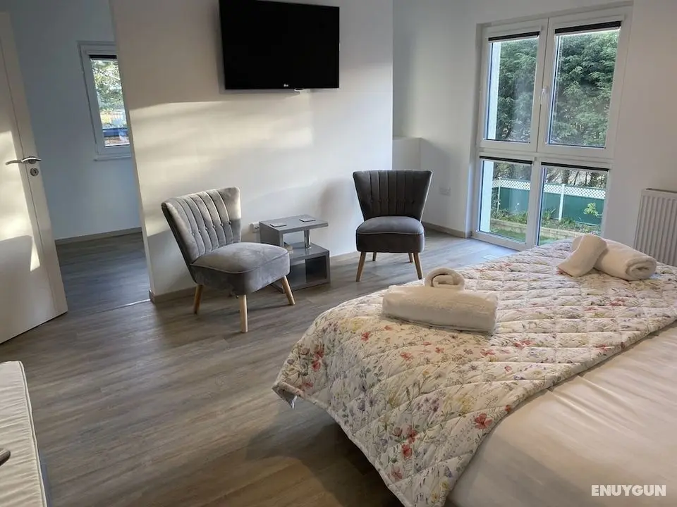 Remarkable 4-bed House in St Minver, Rock - Oda