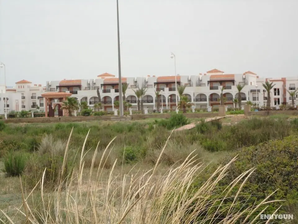 Renovated Seafront Apartment in Saidia 50m - Residente Perle Orientale rt1 - Konum Öne Çıkanlar