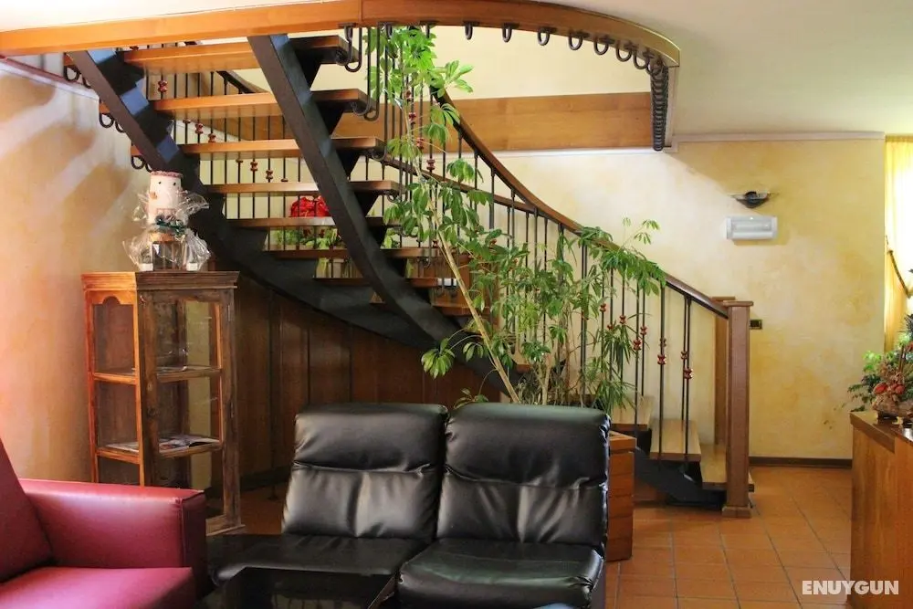 Hotel Renzi - Lobi