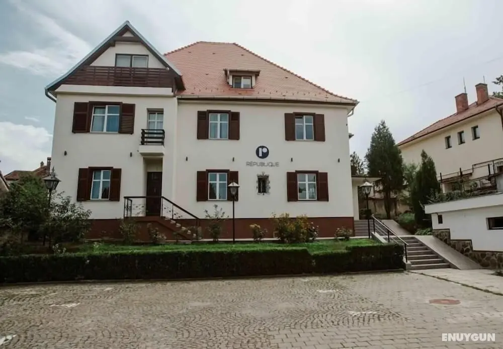 Hotel Republique - Dış Mekan