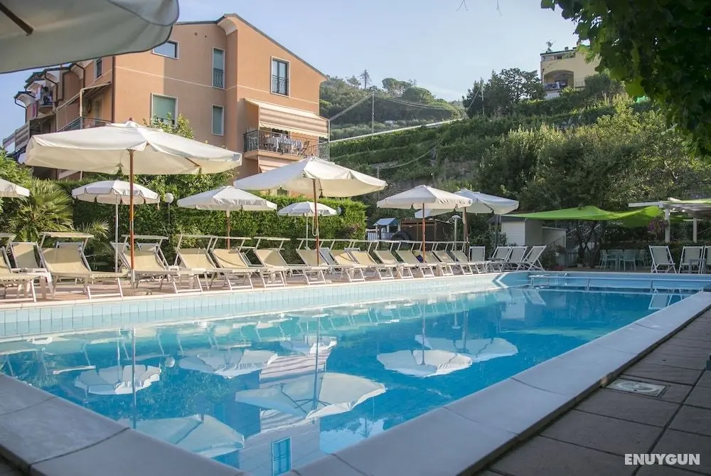 Residence Holidays - Öne Çıkan Resim