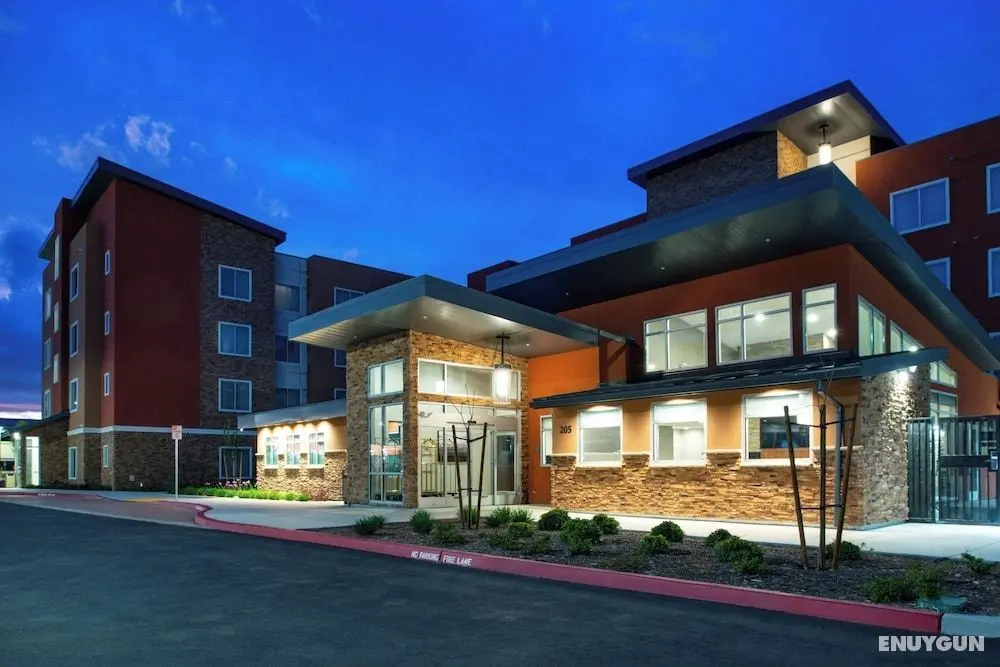 Residence Inn by Marriott Visalia - Dış Mekan