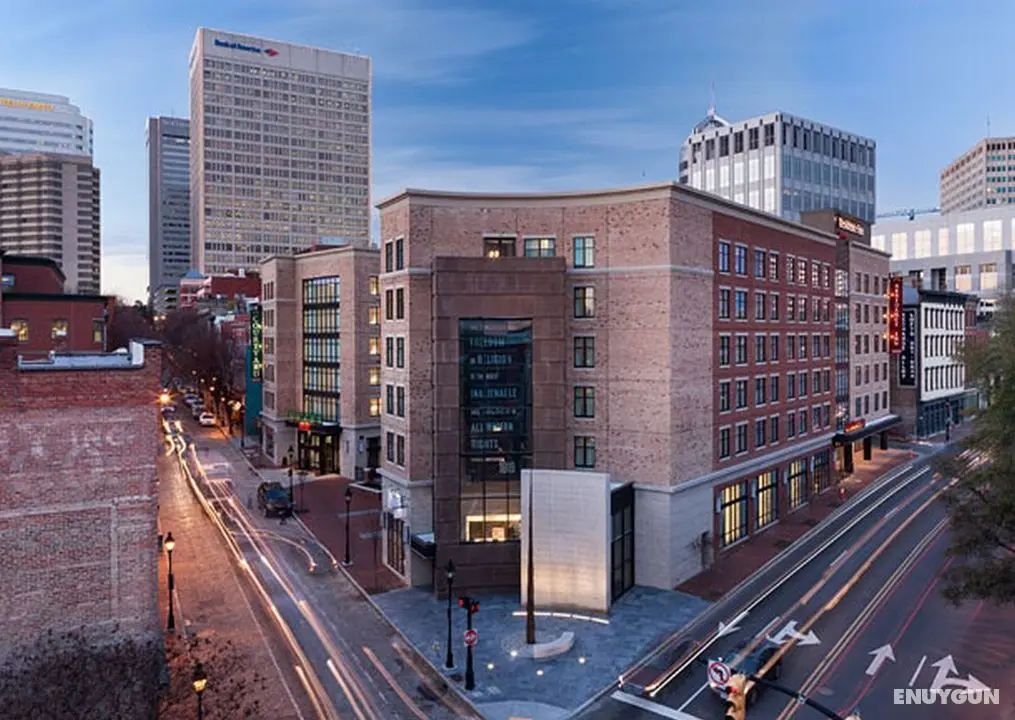 Residence Inn Richmond Downtown - Genel