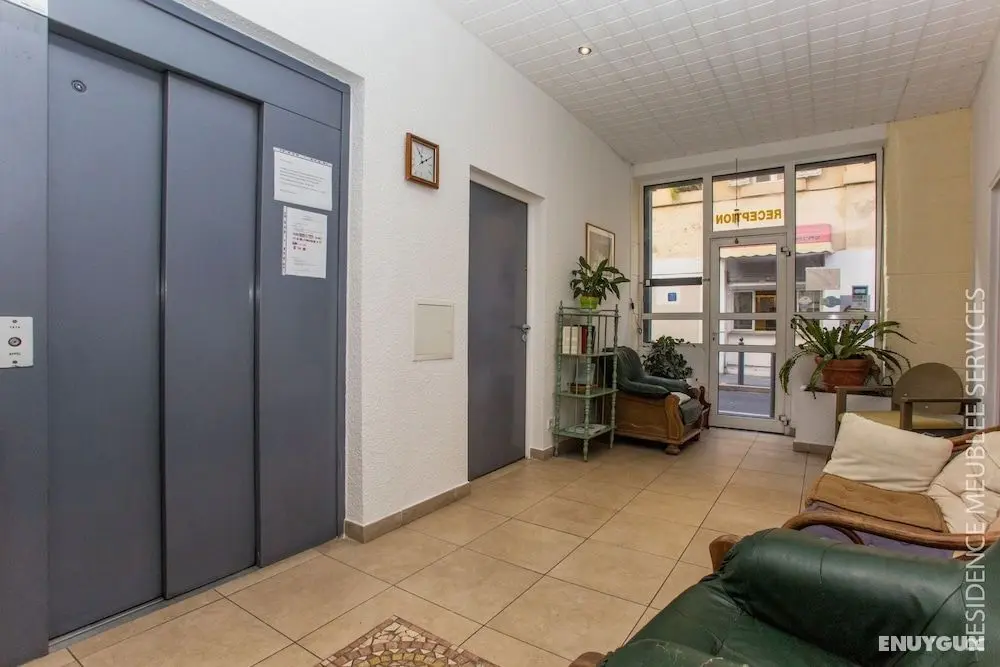Résidence Meublée Services - Lobi