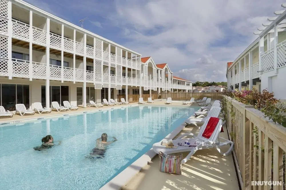 Résidence Nemea Les Balcons des Pêcheurs - Havuz