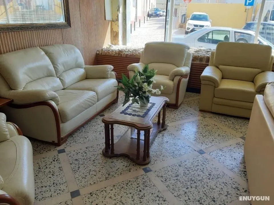 Residencial Miradoiro Guest House - Lobi