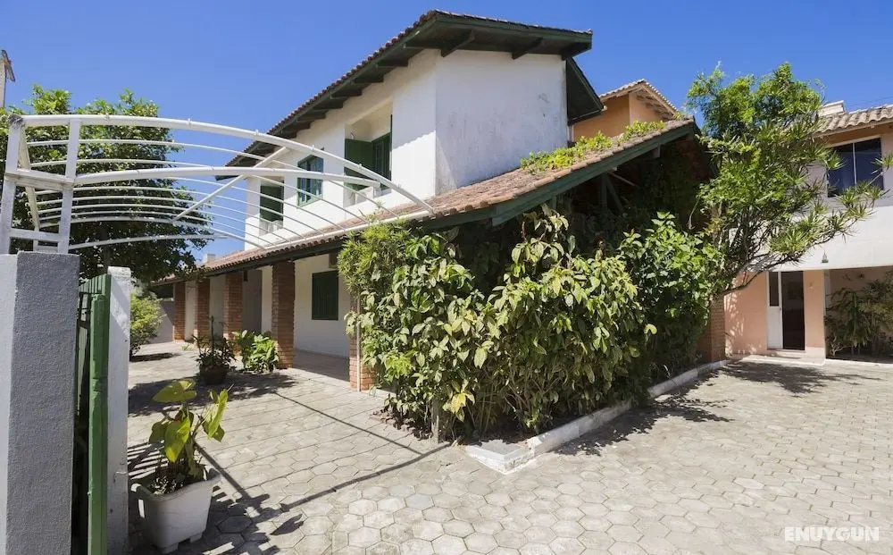 Residencial Praia Bombas - Dış Mekan