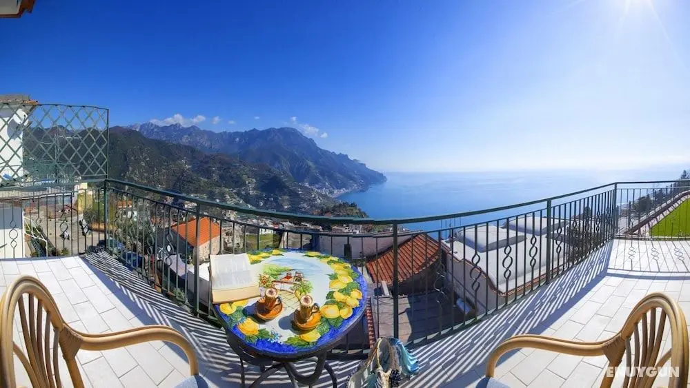 Residenza Rosalia With Sea View Private Terraces and Air Conditioning - Oda