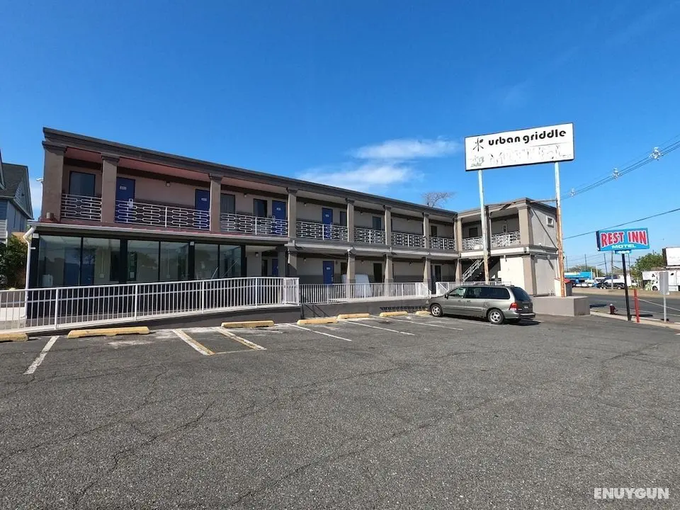 Rest Inn - Elizabeth - Öne Çıkan Resim