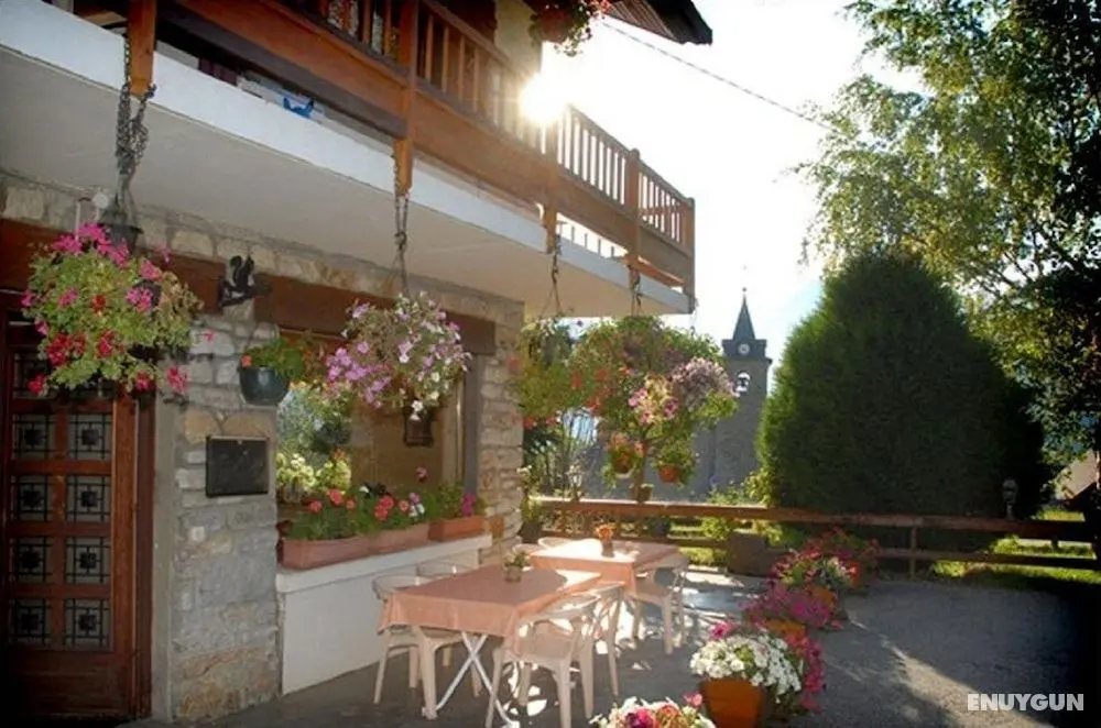 Hotel Restaurant Le Grillon - Öne Çıkan Resim