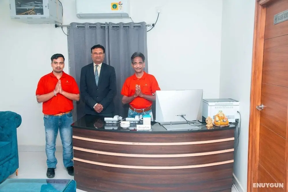 Rester Xpress - Kondapur - Lobi
