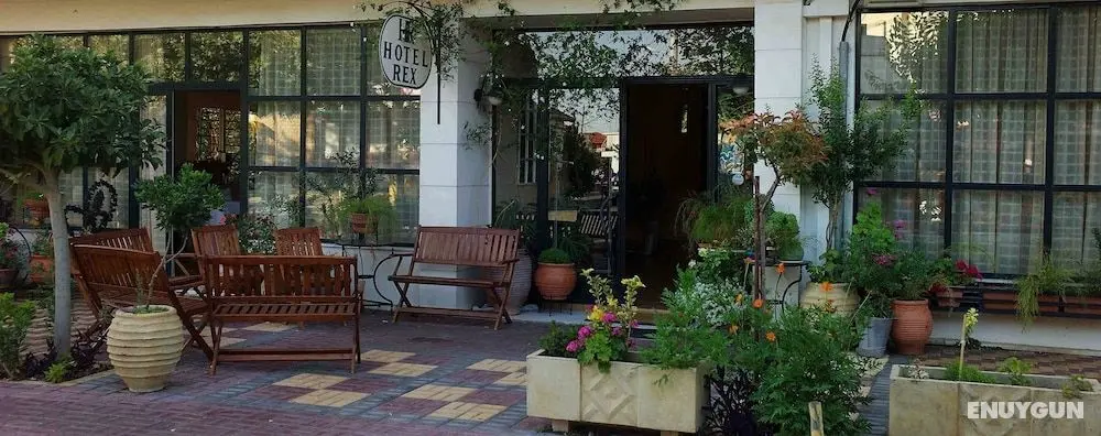 Rex Hotel - Öne Çıkan Resim