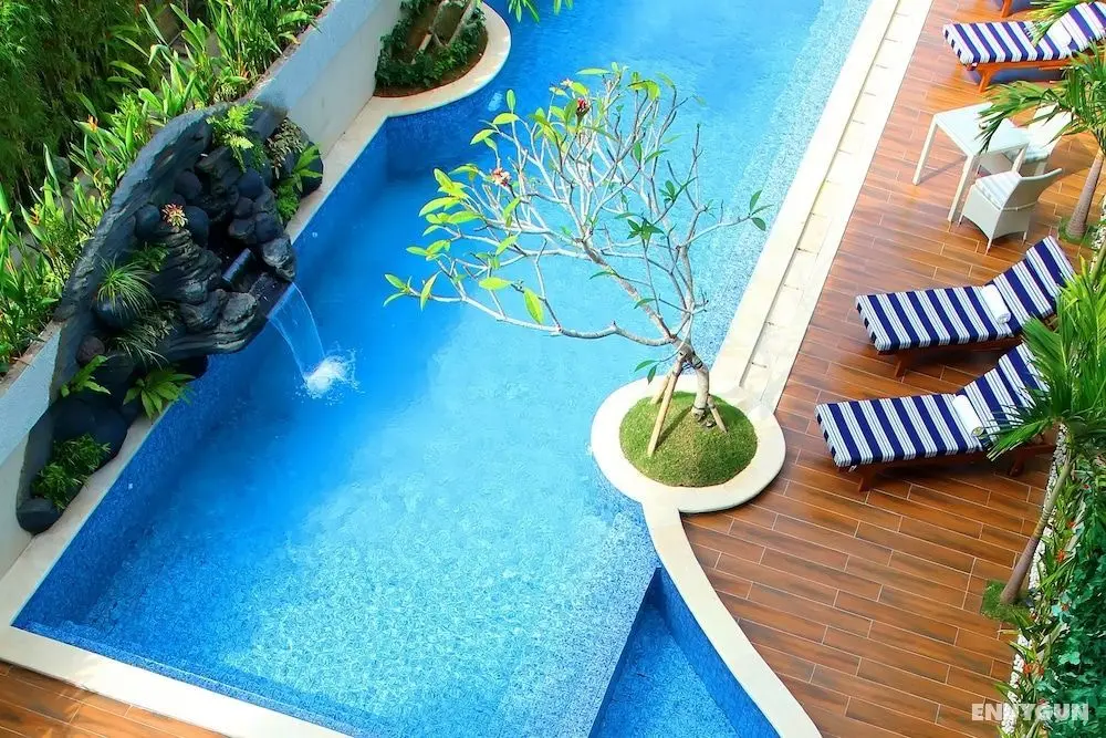 The Rhadana Kuta Bali - Havuz