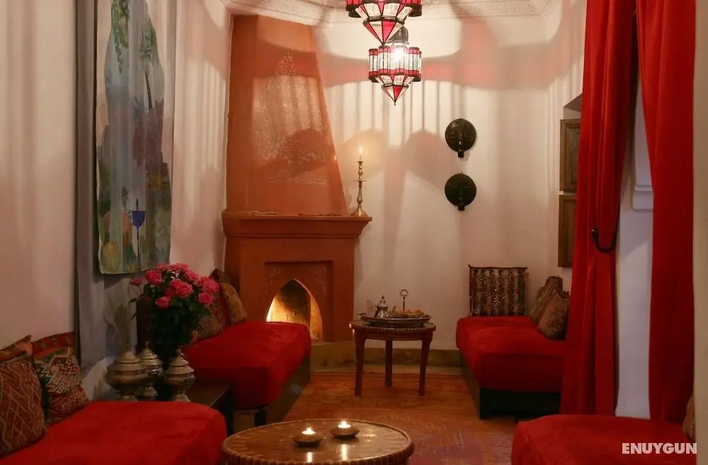 Riad Al Anouwar - Bar