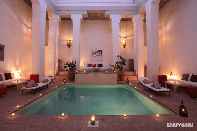 Riad Al Jazira - Genel