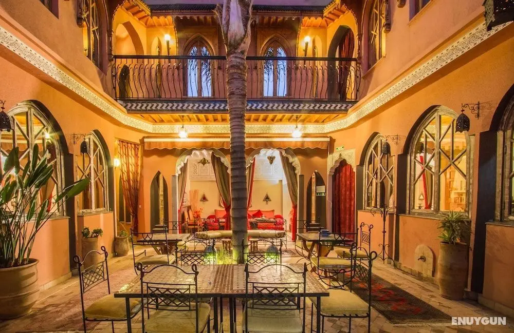 Riad Amira Victoria - Öne Çıkan Resim