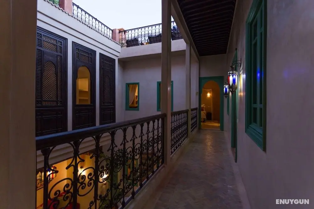 Riad Azrur - İç Mekan