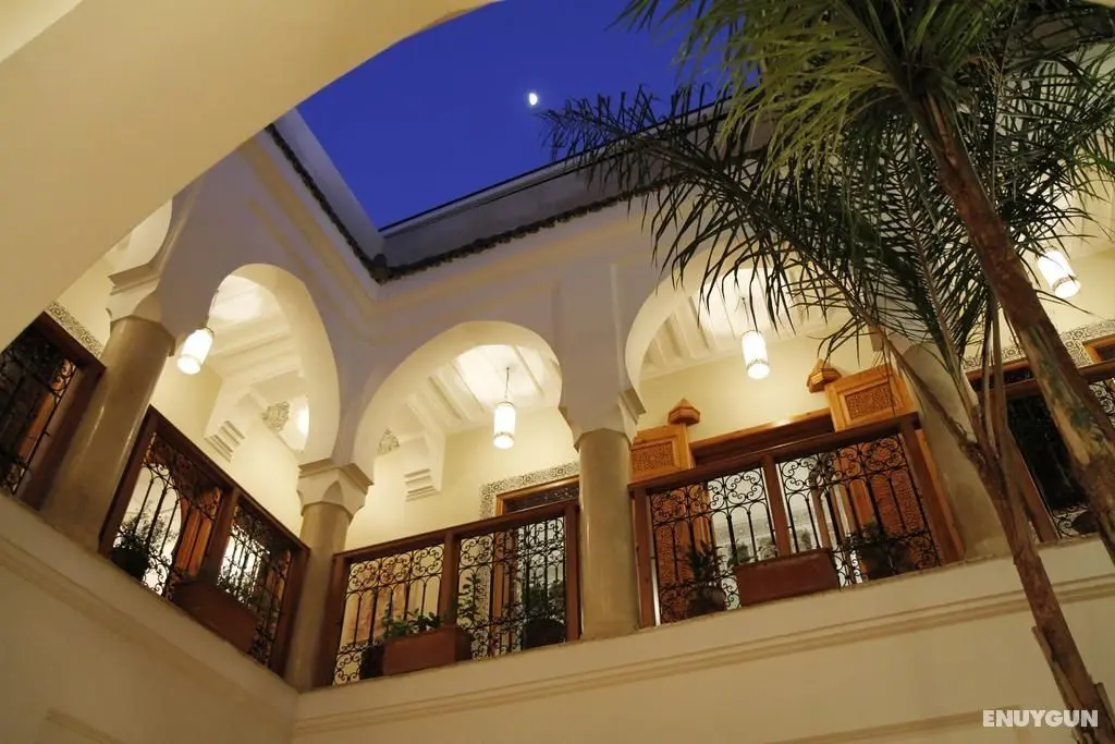 Riad Berta - Genel