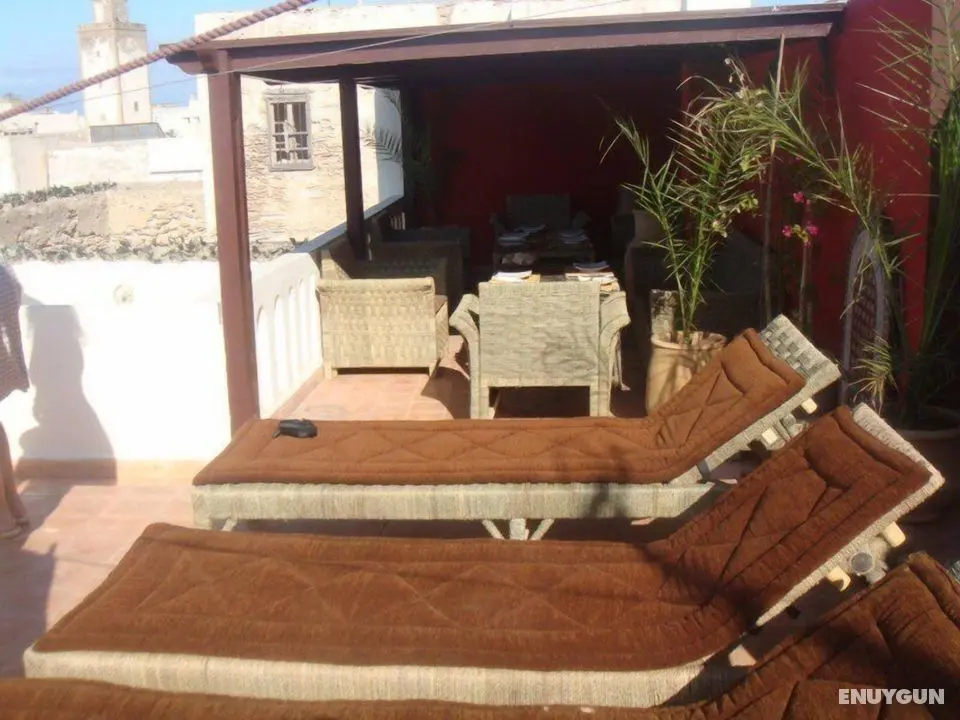 Riad Dar Nor - Öne Çıkan Resim