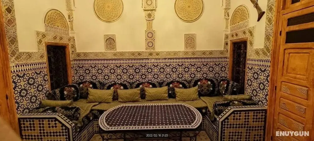 Riad Drissia - Öne Çıkan Resim