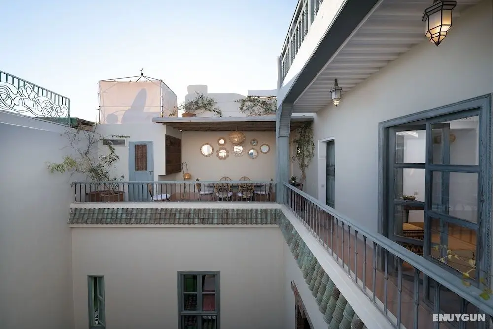 Riad Le J - Dış Mekanlar
