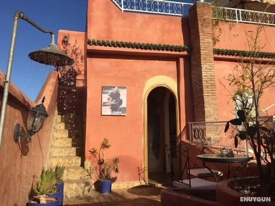 Riad Mon Grigri - Dış Mekanlar