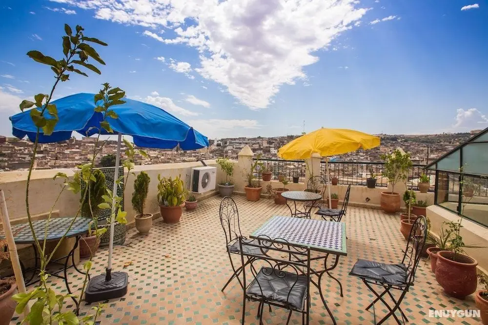 Riad Zina Fes - Öne Çıkan Resim