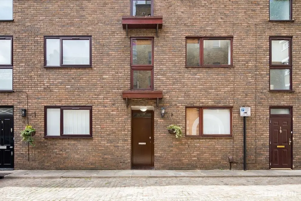 Richardsons Mews by Lime Street - Öne Çıkan Resim