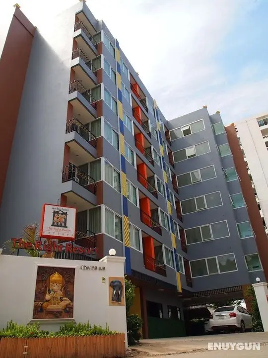 The Right Resort - Öne Çıkan Resim