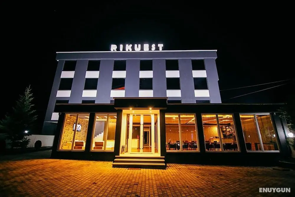 Hotel Rikuest - Öne Çıkan Resim