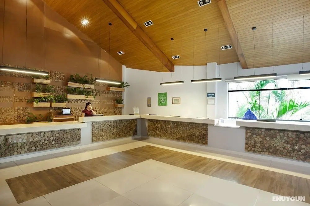 Rio Quente Resorts - Hotel Luupi - Lobi