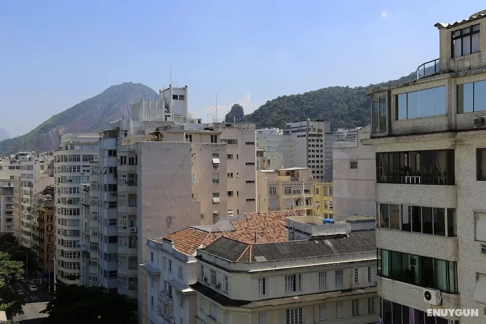 Rio Rentals 021 - C070 - Studio de luxo na quadra da praia de Copacabana - Konum Öne Çıkanlar