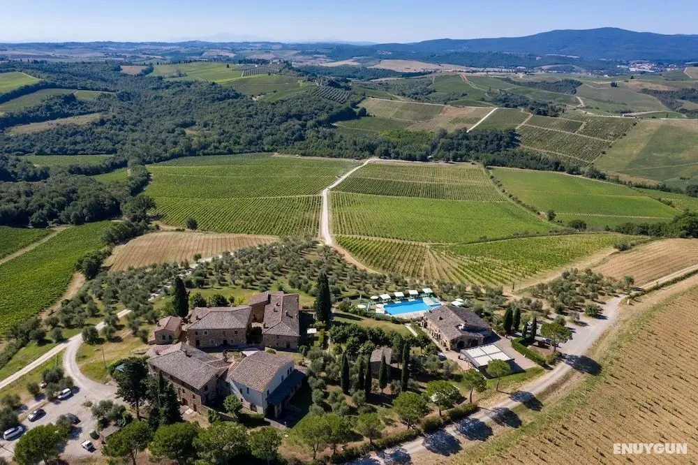 Riserva di Fizzano Residence - Dış Mekan