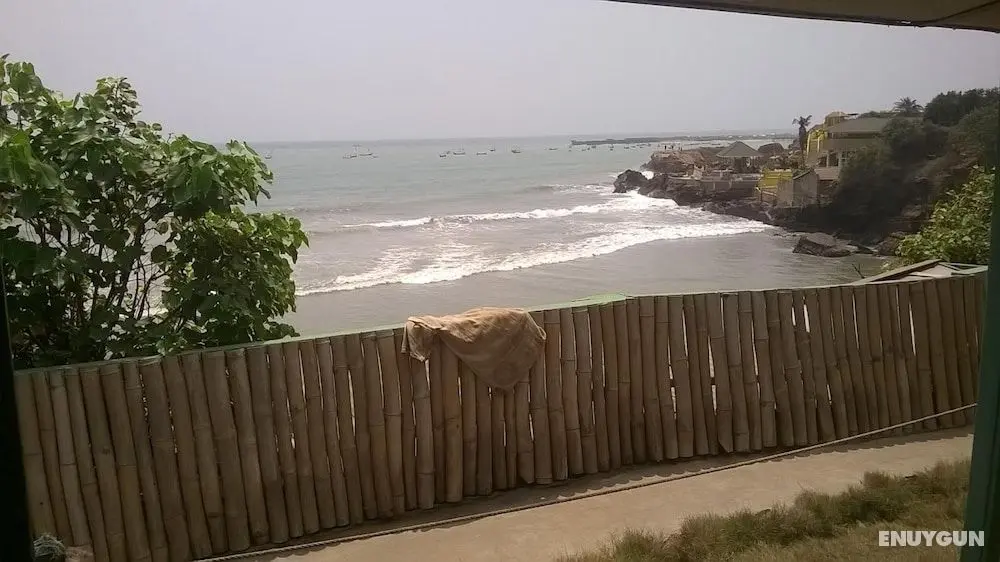 Rising Phoenix Magic Beach Resort - Plaj