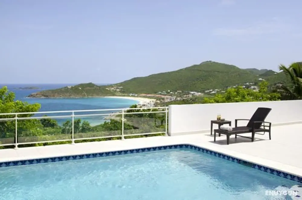 Rising Star by Island Properties Online - Oda Manzaraları