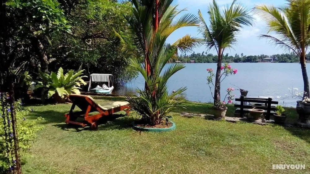 River shadow villa - Öne Çıkan Resim