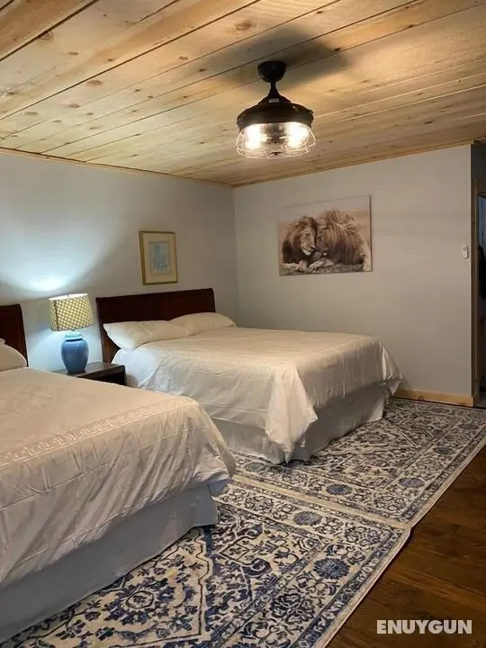 RIVERDALE RESORT - Oda
