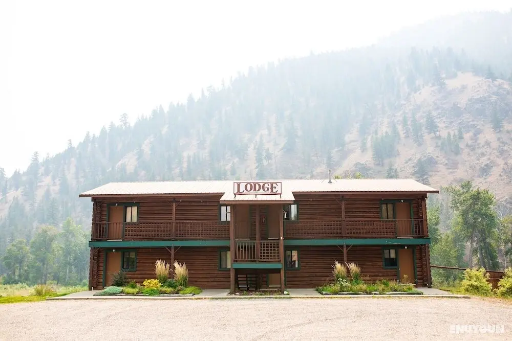 River's Fork Lodge - Dış Mekan
