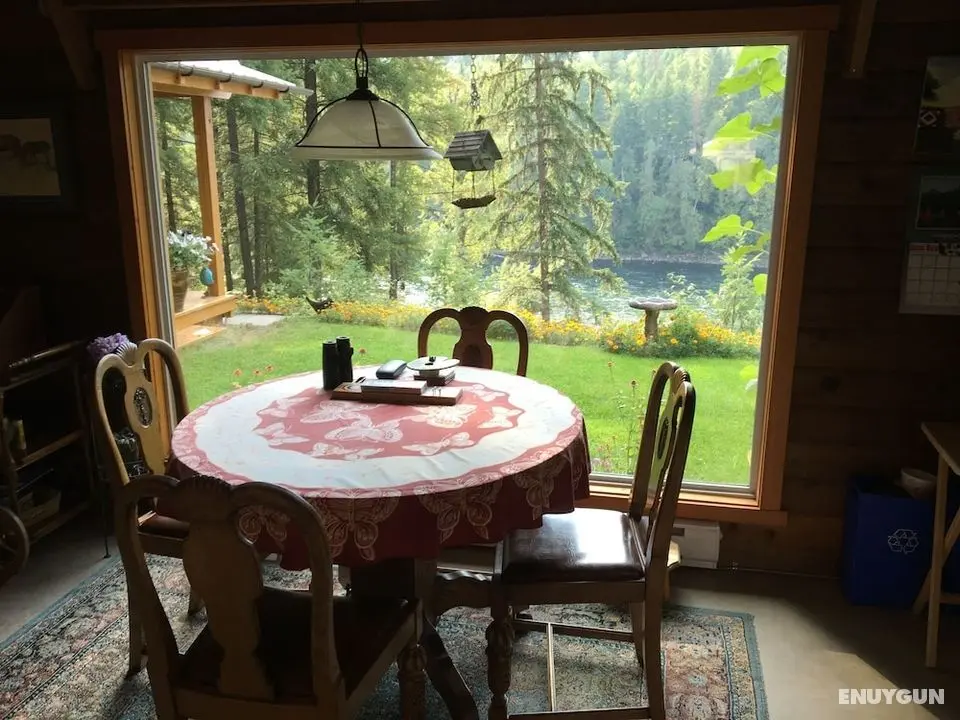 Riverside Adventures Vacation Rentals - Öne Çıkan Resim