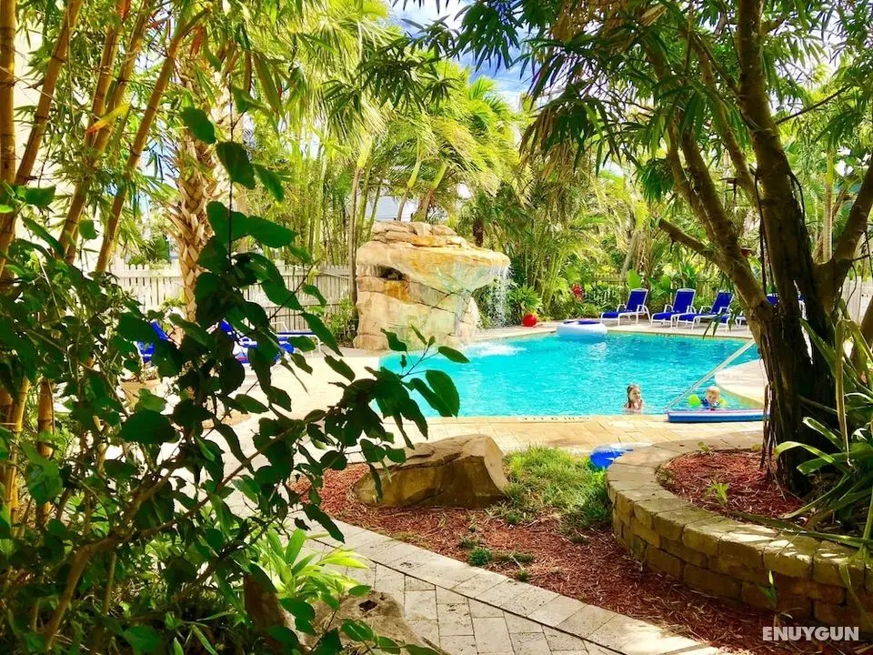 Riverside Apartments By The Beach - Öne Çıkan Resim