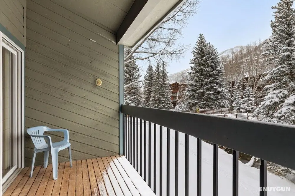 Riverside Condos A102 by Avantstay Condo Close To Downtown, Town Park & Ski Lift #8 - Öne Çıkan Resim
