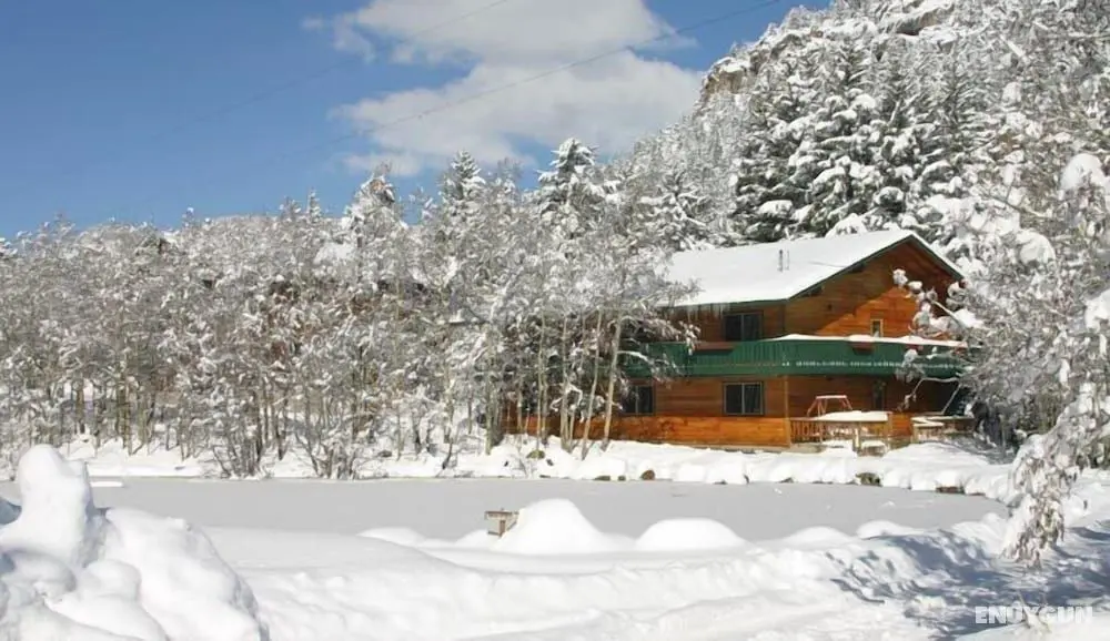 Riverside Lodge & Retreat - Öne Çıkan Resim