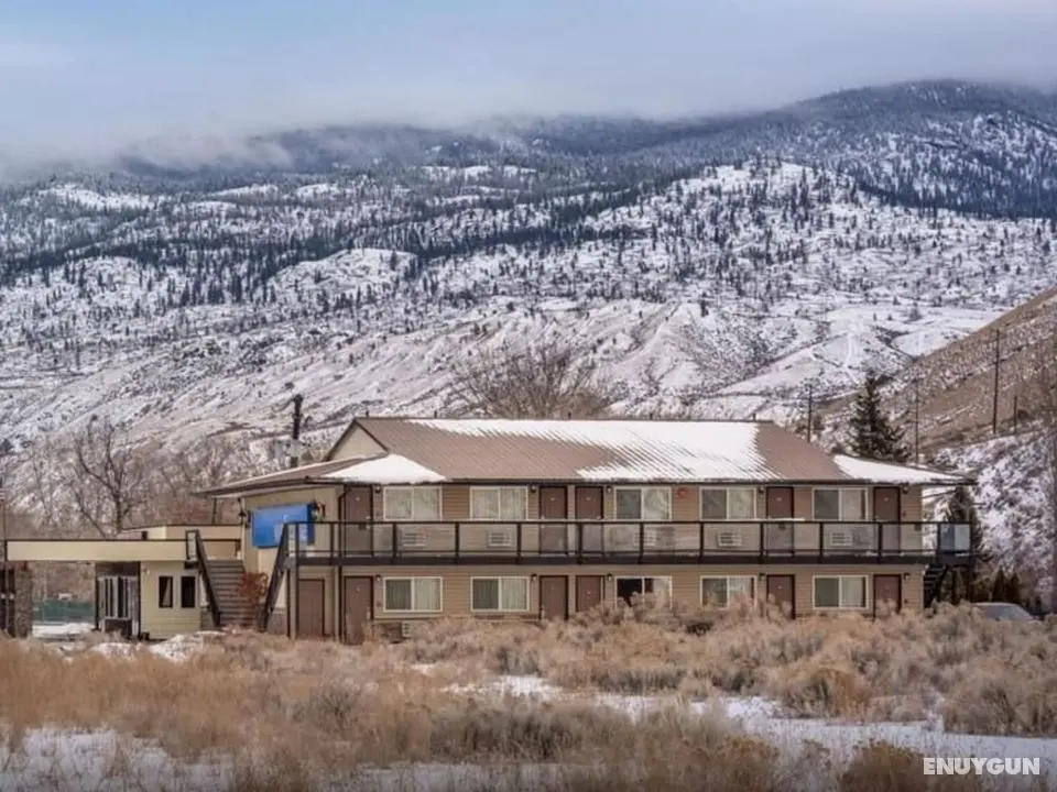 Riverside Motel - Oda Manzaraları