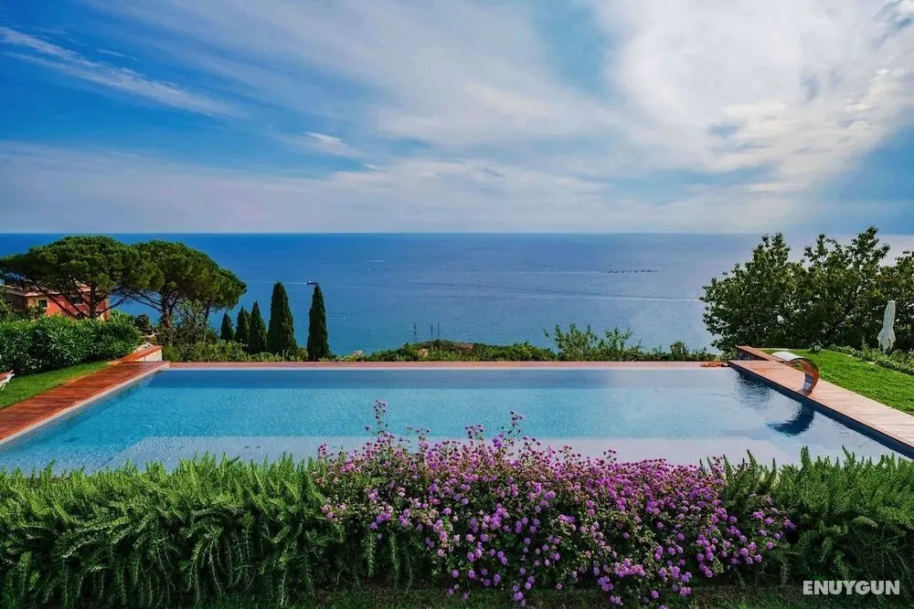 Villa Riviera Resort - Öne Çıkan Resim