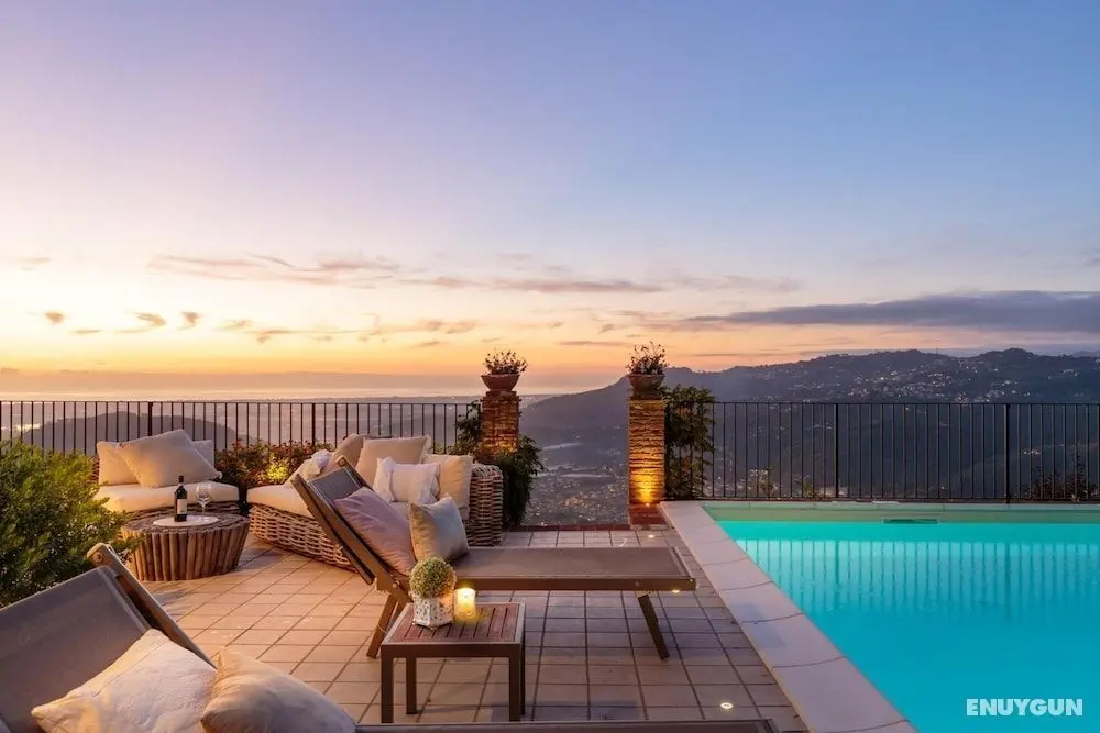 Villa Riviera Luxury Villa With Pool and Seaviews Close to Forte dei Marmi and Lucca - Oda