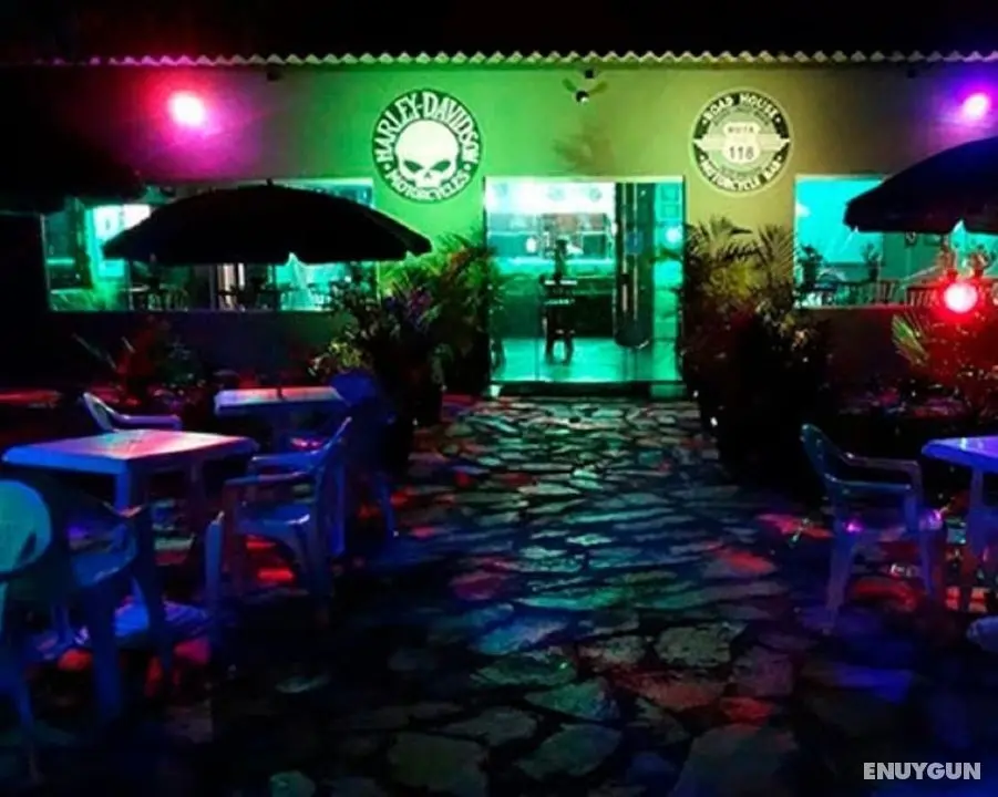Road House Rota 118 Motorcycle Hotel - Öne Çıkan Resim