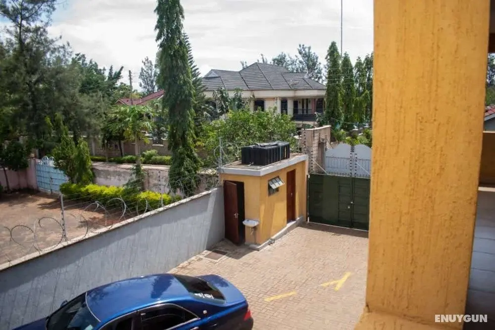 Roam Apartment Bed and Breakfast Kisumu - Otopark