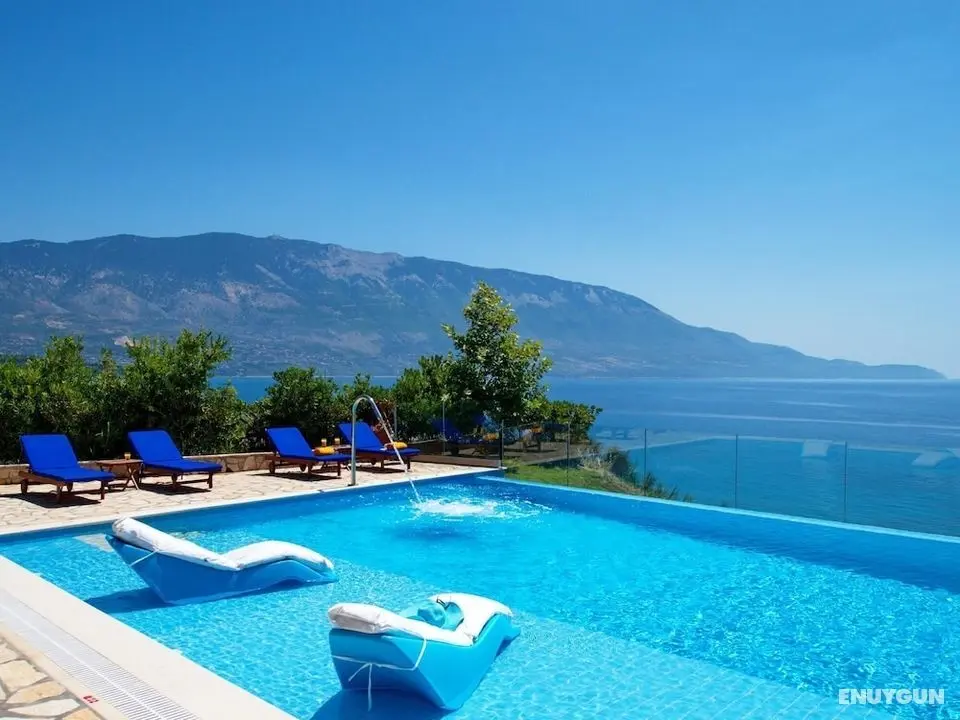 Villa-roberta Luxury Villa in the Best Location - Oda